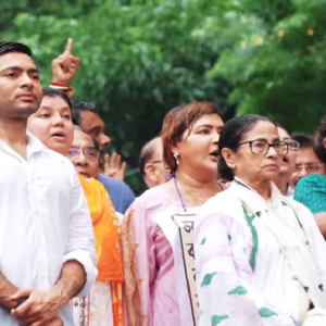 ৬ ডিসেম্বর, সম্প্রীতি বনাম ‘দ্বিতীয় বাবরি’র শিলান্যাস! রাজ্য রাজনীতিতে অভূতপূর্ব দ্বিমুখী সমীকরণ