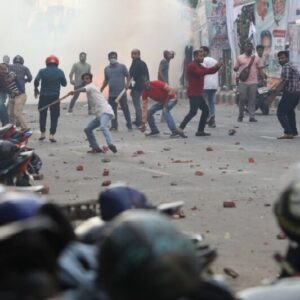 ভোটের আগে ফের উত্তপ্ত হতে পারে বাংলাদেশ! মার্কিন দূতাবাস জারি করল মারাত্মক সতর্কতা