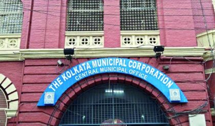 “মেটিয়াবুরুজ থেকে রাজাবাজার”—রেকর্ড হারে বার্থ সার্টিফিকেট বিলি! পুরসভার তথ্যে ফাঁস চাঞ্চল্যকর রিপোর্ট!