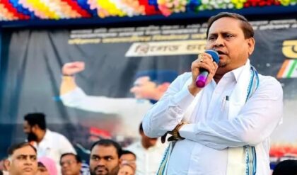 ‘কিংমেকার’ হওয়ার হুঙ্কার! নতুন দল ‘জনতা উন্নয়ন পার্টি’র ঘোষণা হুমায়ুন কবীরের