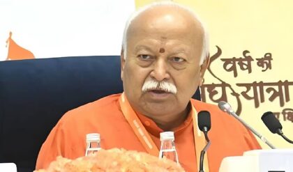 ‘ভারত হিন্দু রাষ্ট্র, এর জন্য সংবিধানের অনুমোদনের প্রয়োজন নেই’-হুঙ্কার মোহন ভাগবতের