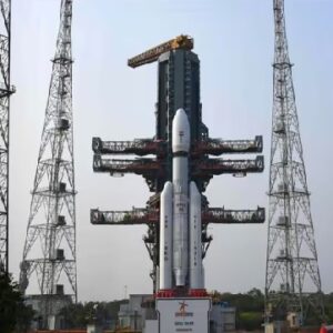 মহাকাশে ইসরোর ‘বাহুবলী’র গর্জন! পাড়ি দিল বিশ্বের বৃহত্তম ইন্টারনেট স্যাটেলাইট