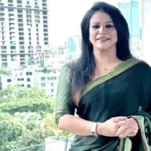 ‘ইস্তফা না দিলে অফিস পুড়িয়ে দেব!’-প্রথম আলো-ডেইলি স্টারের পর এবার নিশানায় মুন্নি