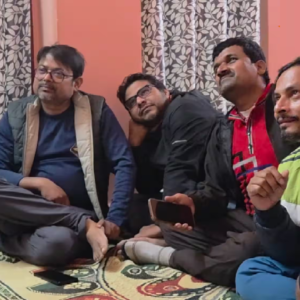 শিক্ষকতার অবসরে নাটক চর্চা, গ্রামীণ শিল্প ও সংস্কৃতিকে বাঁচাতে পশ্চিম মেদিনীপুরের শিক্ষকেরা গড়েছেন নাট্যদল ‘সুকৃৎ নাট্যধারা’।