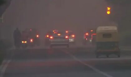 ‘দিনভর ২১ হাজার বার বিষাক্ত শ্বাস নিচ্ছি!’ দূষণ নিয়ে ঘুম উড়ল আদালতের, নাজেহাল খোদ গডকরিও