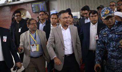 ‘হিন্দু-মুসলিম-বৌদ্ধ-খ্রিস্টান মিলে গড়ব নিরাপদ দেশ’, প্রত্যাবর্তন ভাষণেই মাস্টারস্ট্রোক খালেদা-পুত্রের