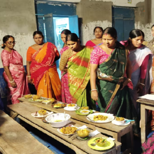 সয়াবড়ি-টমেটো ২০ মিনিটের ‘ম্যাজিক’! পুষ্টিকর রান্নার চ্যালেঞ্জে কাঁপল কাশীনগর, খুশি স্বনির্ভর গোষ্ঠীর মহিলারা!