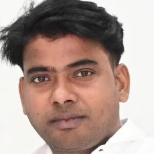 মালদার ভোটব্যাঙ্কে থাবা বসাতে তৈরি ‘গরিবের বন্ধু’, জেনেনিন কে এই মতিবুর?