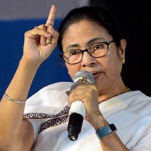 SIR আতঙ্কে মৃত BLO-দের পরিবারকে আর্থিক সাহায্য! মুখ্যমন্ত্রীর বড় ঘোষণা, আহতরা পাবেন কত?