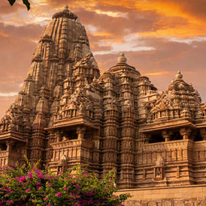 ৪০ ফুট উঁচু নবরত্ন মন্দির, পটাশপুরের পালপাড়ায় ইতিহাসের ভার বহন করে দাঁড়িয়ে প্রায় ৫৫০ বছরের প্রাচীন কিশোর জীউর মন্দির