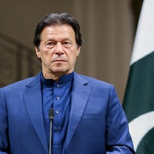 ‘জেলখানায় মৃত্যু’ গুজব, জীবিত ফিরলেন ইমরান খান! কেন চেপেছিল পাক সরকার-সেনা?