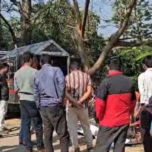 বিয়ে বাড়ি যাওয়ার কথা বলে ১০ দিন নিখোঁজ, শ্মশানের ডোবায় মিলল প্রৌঢ়ের পচা-গলা দেহ! ঘনীভূত রহস্য