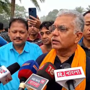 “ভয়ে কলোনি খালি হচ্ছে!”- ভোটার তালিকা থেকে ৫৮ লক্ষ নাম বাদ যেতেই বিষ্ফোরক দিলীপ ঘোষ