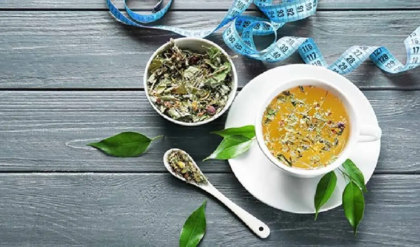 জিমে যাওয়ার সময় নেই? রোজ চুমুক দিন এই ৫টি জাদুকরী চায়ে; পেটের চর্বি গলবে মোমের মতো!