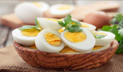 ডিমের সাথে এই ৫টি খাবার খাচ্ছেন? অজান্তেই শরীরে দানা বাঁধছে বিষ, জানলে আজই সাবধান হবেন!