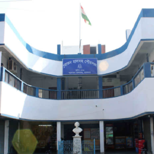 মালদা জেলা তৃণমূলে ফের গোষ্ঠীকোন্দল, ভোটের আগে পুরসভার চেয়ারম্যান পদ নিয়ে চরম ডামাডোল