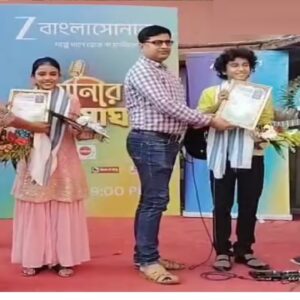 রিয়েলিটি শো-তে সাগ্নিক-তিয়াসার বাজিমাত, পুরুলিয়ার স্কুল থেকে বিশেষ সম্বর্ধনা পেলেন ‘রকস্টার জুটি’