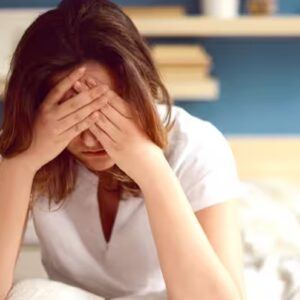 শারীরিক দুর্বলতা ও আলস্য দূর করতে দারুণ কার্যকর ৩ যোগাসন! বিশ্ব যোগ দিবস থেকে শুরু করে দেখুন, উপকার পাবেনই