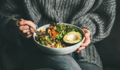 নিরামিষ বনাম আমিষ: হাড়ের শক্তি বাড়াতে কোন খাবার বেস্ট জানুন?