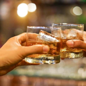 মদ্য পান করলে কি সত্যিই ওজন বাড়ে? জানতে পারেন আপনার মতামত