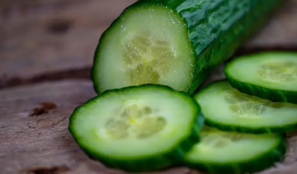 ওজন কমাতে কতটা শসা খাচ্ছেন? অতিরিক্ত খেলে কী হতে পারে জানেন?