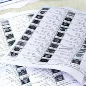 ‘আন-কালেক্টবল’ ফর্ম শূন্য ২,২০৮টি বুথ! নির্বাচন কমিশনের সন্দেহ, জেলাশাসকদের কাছে জরুরি রিপোর্ট তলব