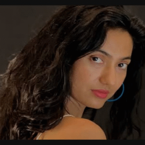 ভয়াবহ দুর্ঘটনায় দিশা পাটানির বোন খুশবু পাটানির মানবিক উদ্যোগ, ২ ঘণ্টা পরও এল না অ্যাম্বুল্যান্স, ক্ষোভ উগরে দিলেন সোশ্যালে