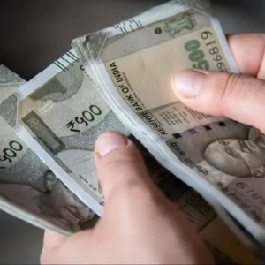 কোটি টাকা জিতেও শান্তি নেই! নিরাপত্তার জন্য লটারি জয়ী অমিত ঘোষের বাগদা থানায় আশ্রয়