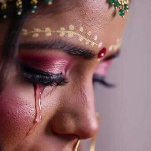 বিয়ের ২৪ ঘণ্টা কাটল না! ‘বুলেট’ না পেয়ে নববধূকে মারধর করে বের করে দিল স্বামী, কানপুরের ঘটনায় তোলপাড়