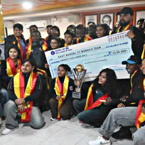 সাফ জয়ী কন্যাদের ২৫ লক্ষের সম্মান ইস্টবেঙ্গলের! শতবর্ষের মুদ্রায় বরণ সুলঞ্জনা-ফাজিলাদের