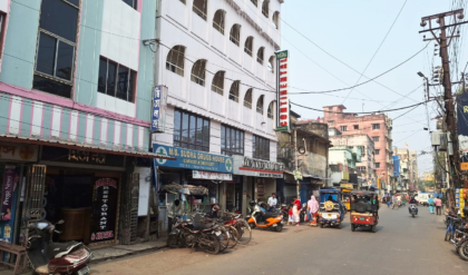 শিলিগুড়ির পর এবার মালদা! বাংলাদেশিদের জন্য বন্ধ হোটেলের দরজা, সমর্থন জানাল বণিক সভাও