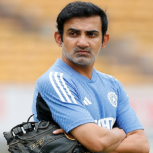 গম্ভীর কি ‘আউট’? লক্ষ্মণকে নিয়ে তুঙ্গে জল্পনা, নীরবতা ভেঙে মুখ খুলল বিসিসিআই