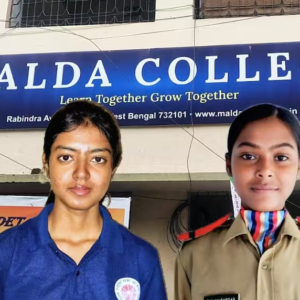 সংস্কৃত থেকে অঙ্ক— দুই ছাত্রীর কামাল! ২৬ জানুয়ারি দিল্লির রাজপথে মালদহের জয়গান