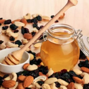 যেসব খাবার ভেতর থেকে শরীর গরম করবে, শীতের মরসুমে জেনেনিন