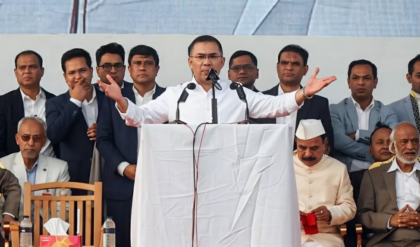 “আই হ্যাভ আ প্ল্যান!” ১৭ বছর পর দেশে ফিরে পূর্বাচলে জনসমুদ্রে কী স্বপ্ন দেখালেন তারেক রহমান?