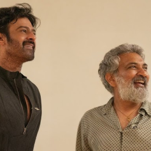 ‘আমার বাহুবলি আমার দ্বিতীয় বাড়িতে পৌঁছল’! জাপানে প্রভাসকে দেখে আবেগঘন পোস্ট রাজামৌলির