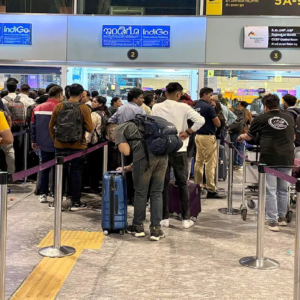 ‘৬ মাসের পরিশ্রম নষ্ট’, ‘২ দিন ধরে আটকে!’ ইন্ডিগোর অপারেশনাল সংকটে বিমানবন্দরে যাত্রীদের হাহাকার, কেন এই বিপর্যয়?