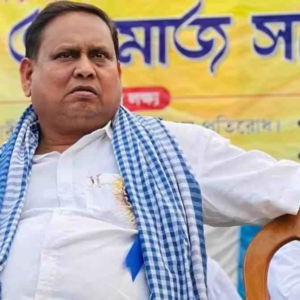 প্রার্থী বদলের মহানাটক! নিশার ভিডিও ভাইরালে অস্বস্তিতে হুমায়ুন কবীর, ২৪ ঘণ্টাতেই ছিঁড়ল টিকিট