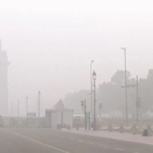 “পরিশুদ্ধ বাতাস দিতে পারছেন না, আবার জিএসটি-ও কমাবেন না?” কেন্দ্রকে তুলোধোনা দিল্লি