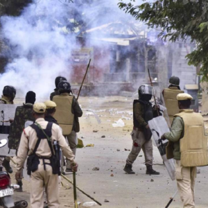 অসমে রণক্ষেত্র কার্বি আংলং! পরিস্থিতি হাতের বাইরে যেতেই নামল সেনা, থমথমে গোটা জেলা