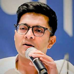 ভোটের আগে অভিষেকের ‘ডাবল স্ট্রাইক’! জোড়া ভার্চুয়াল বৈঠকে লক্ষাধিক কর্মীকে অ্যাকশন প্ল্যান