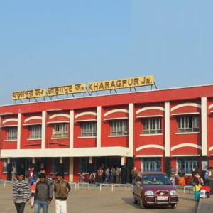 বাংলার বুকে এক টুকরো ‘মিনি ইন্ডিয়া’! জঙ্গলমহলের এই শহরের পরতে পরতে লুকিয়ে আসল ভারত