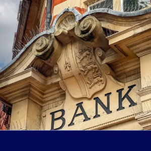 সঞ্চয়ে কোপ নয়, এবার ৮% সুদের ম্যাজিক! বড় ব্যাঙ্কের বদলে টাকা রাখুন এই ছোট ব্যাঙ্কগুলোতে