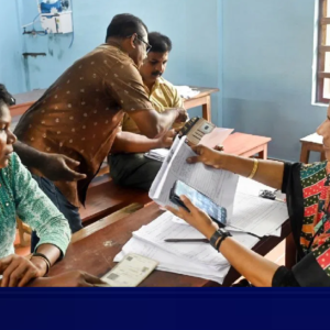 ভোটার তালিকায় বড়সড় অপারেশন! হিয়ারিংয়ের ডাক পেলেন রাজ্যের ৩০ লক্ষ মানুষ