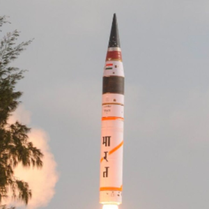 “ভারতের ওপর মিসাইল হামলার জন্য আমরা তৈরি!” মোদী সরকারকে সরাসরি যুদ্ধের হুঁশিয়ারি পাক নেতার