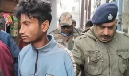 “হিন্দুরা দেশ ছাড়ো, নয়তো ধর্ম বদলাও!” বাংলাদেশে ইসলামিক নেতার চরম ফতোয়ায় ত্রাহি ত্রাহি রব