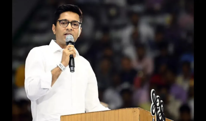 ২৬ ডিসেম্বরে ১০ হাজার বিএলএ-র মেগা ক্লাস! এসআইআর পর্বে ভুলচুক রুখতে সরাসরি ময়দানে নামছেন অভিষেক