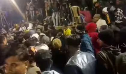 খেলার মাঠে নজিরবিহীন তাণ্ডব! পুলিশের সামনেই হাতাহাতি, ভাঙড়ে ডে-নাইট টুর্নামেন্টে ধুন্ধুমার