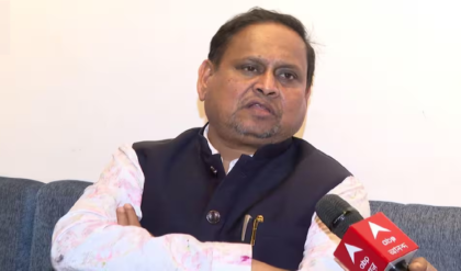 একই নামে ৪ প্রার্থী! তৃণমূলকে চ্যালেঞ্জ ছুড়ে নতুন দল গড়লেন হুমায়ুন কবীর, তোলপাড় মুর্শিদাবাদ