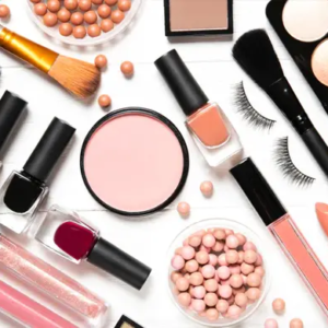 মেকআপের সরঞ্জাম অনেকদিন ভাল রাখার বিশেষ কিছু উপায় জেনেনিন